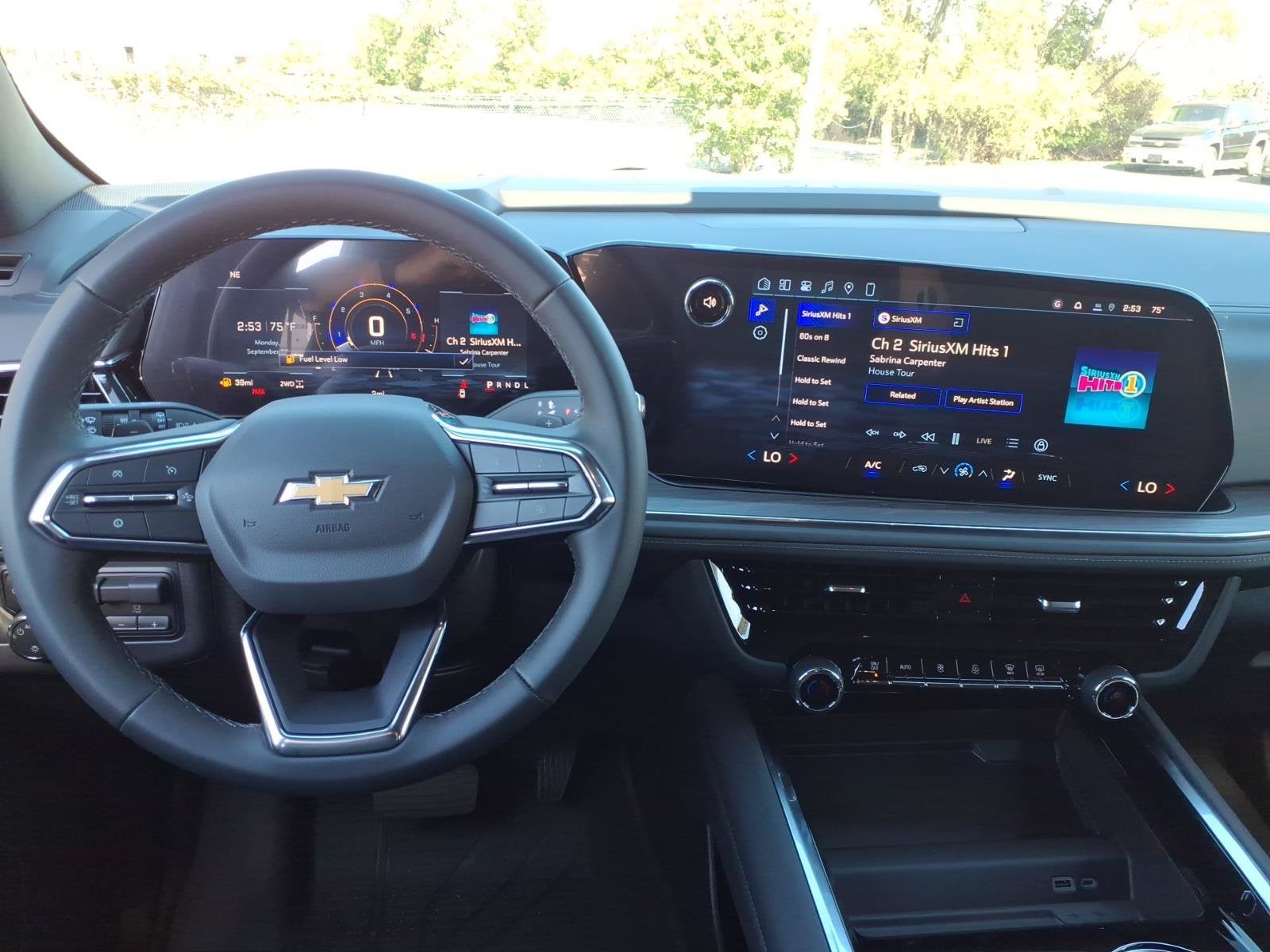 2027 Chevrolet Suburban LS