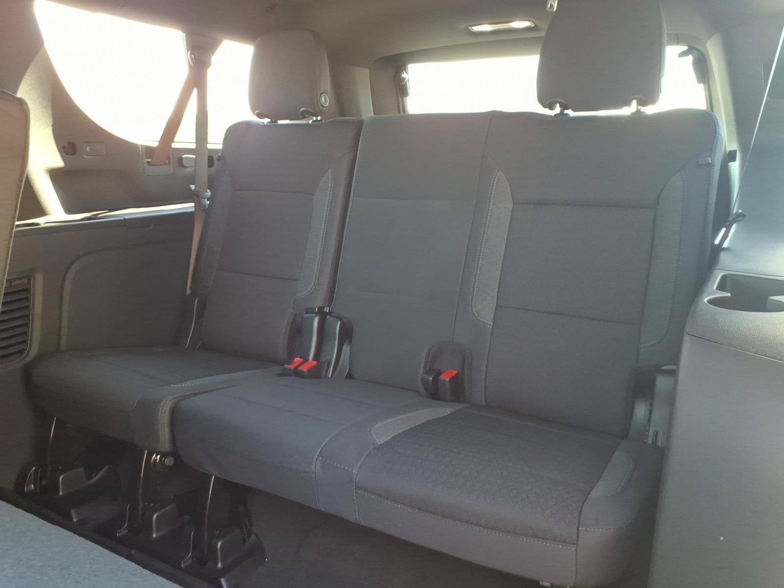 2027 Chevrolet Suburban LS