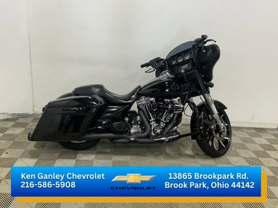 2016 Harley-Davidson Street Glide NA