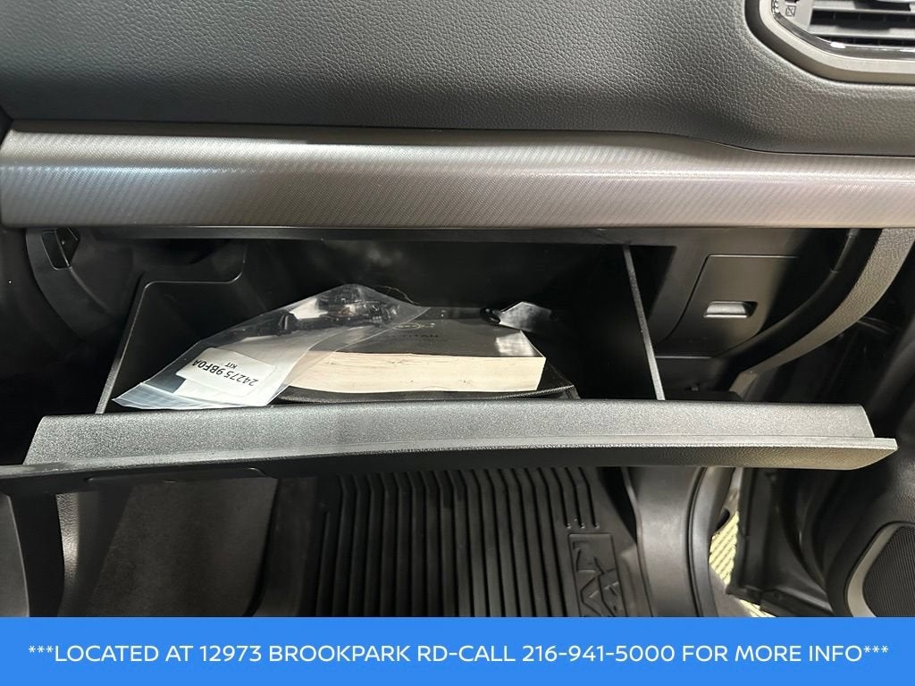 2023 Nissan TITAN Crew Cab PRO-4X 4x4