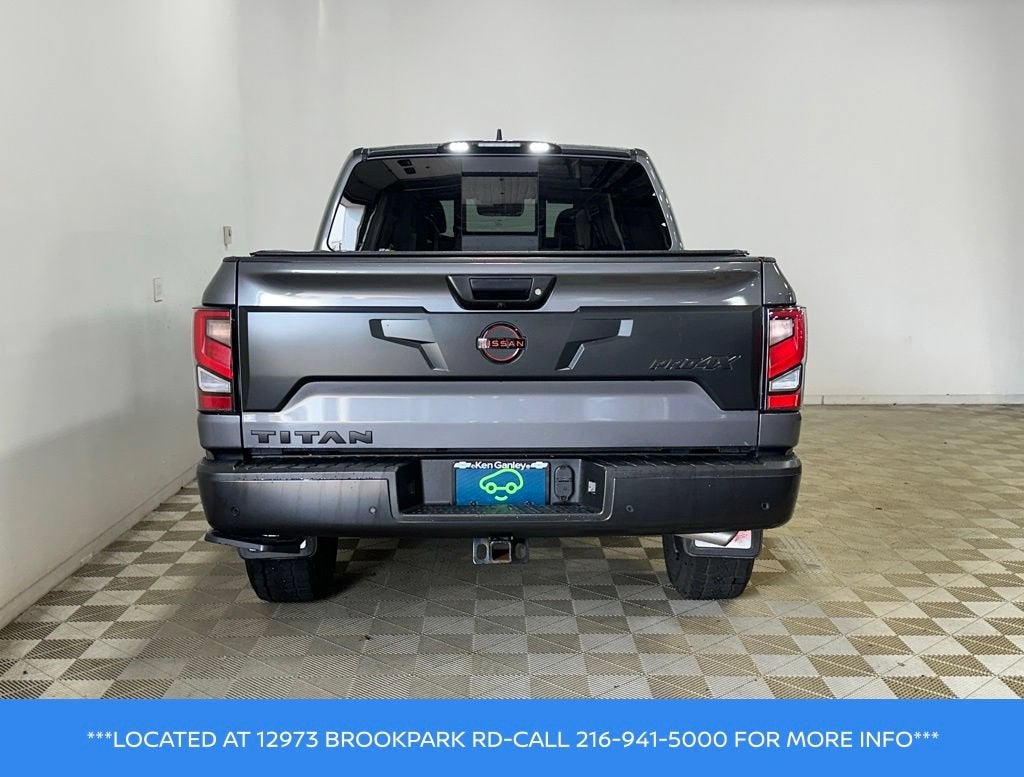 2023 Nissan TITAN Crew Cab PRO-4X 4x4