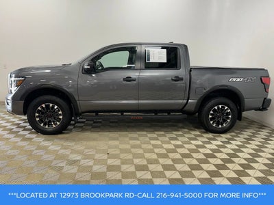 2023 Nissan TITAN Crew Cab PRO-4X 4x4