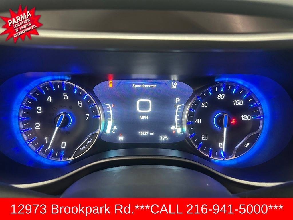 2026 Chrysler Pacifica Select