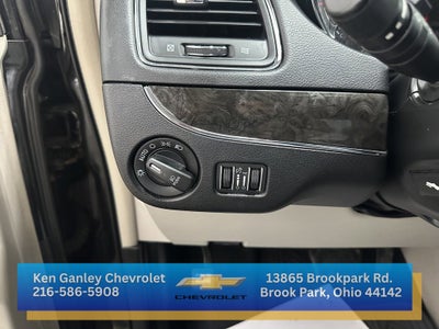 2015 Chrysler Town & Country Limited Platinum