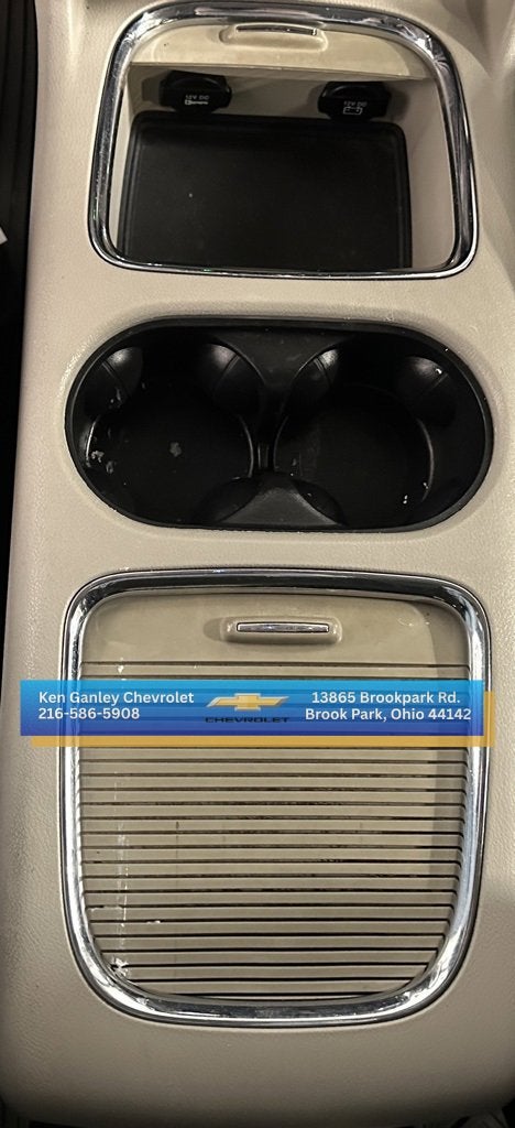 2015 Chrysler Town & Country Limited Platinum