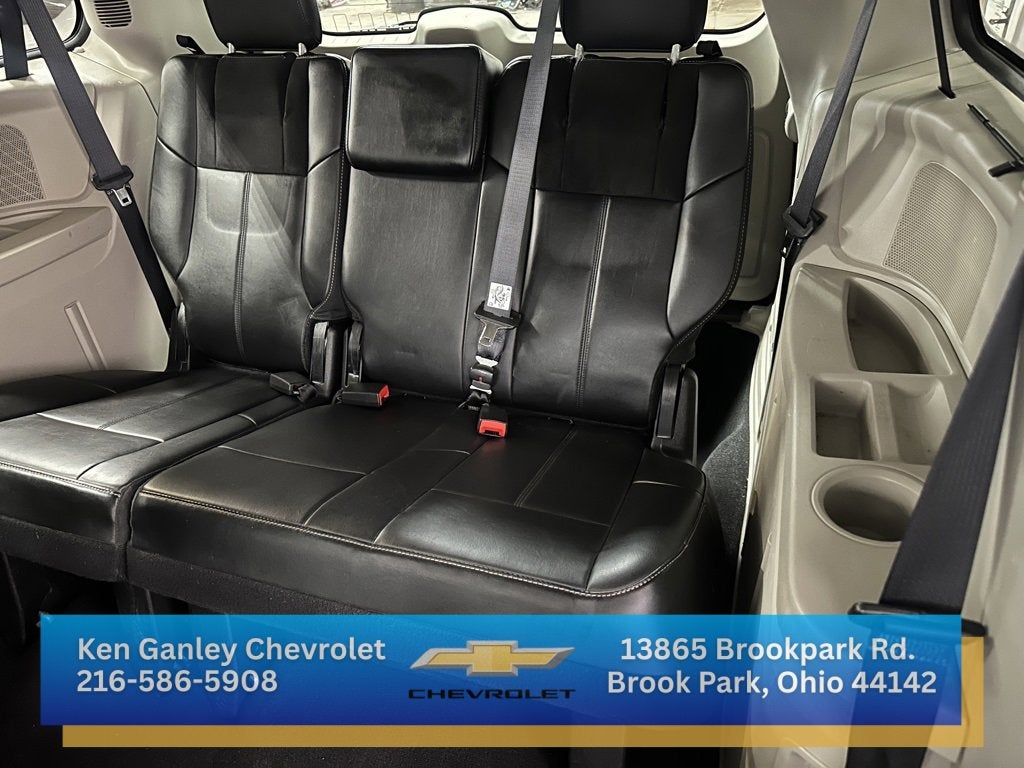 2015 Chrysler Town & Country Limited Platinum