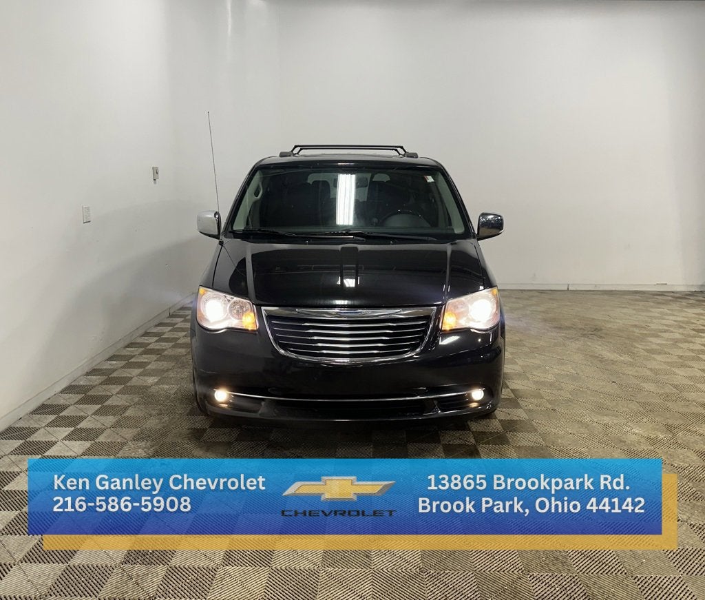 2015 Chrysler Town & Country Limited Platinum