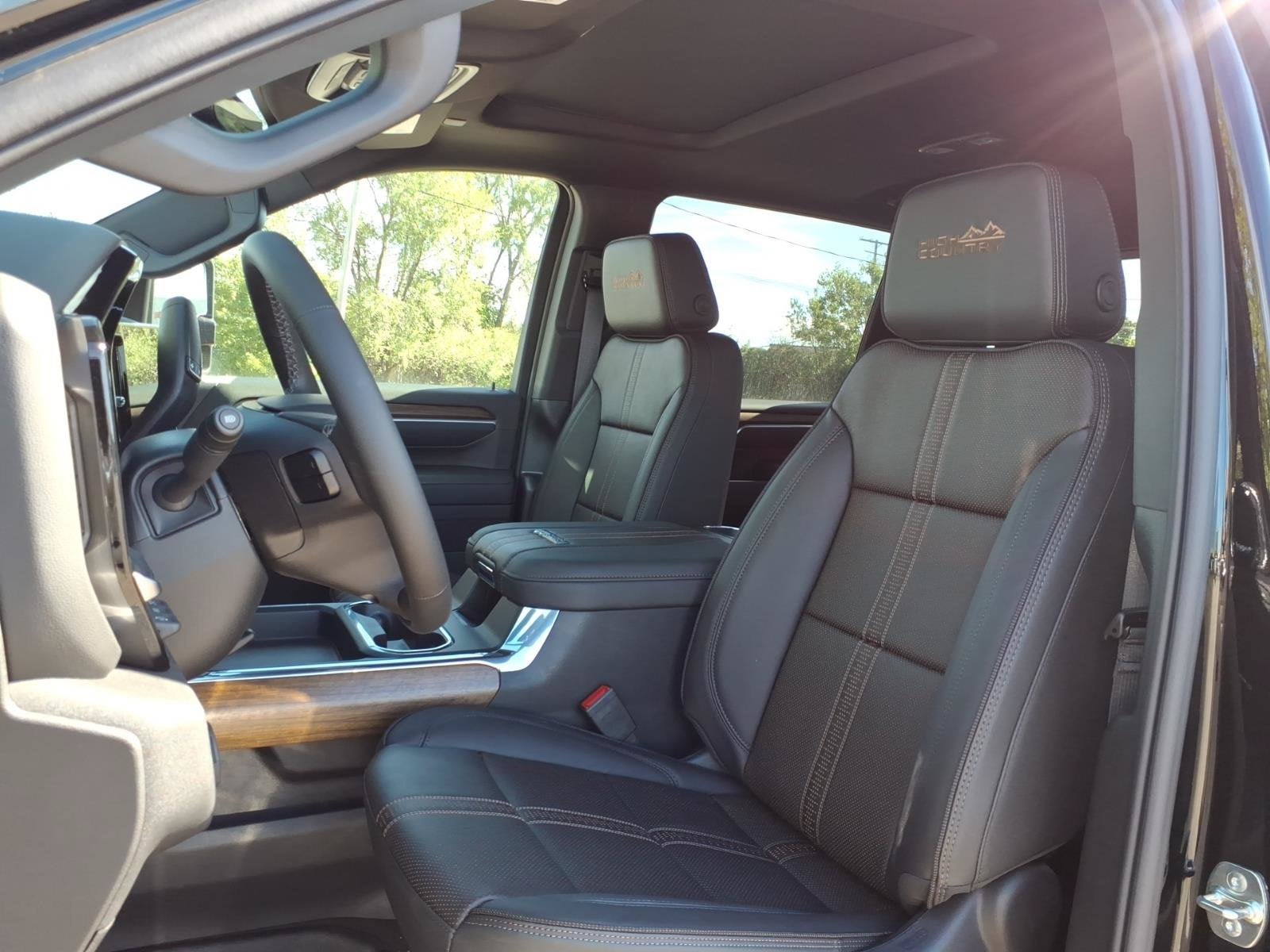 2026 Chevrolet Silverado 2500 HD High Country - Photo 7
