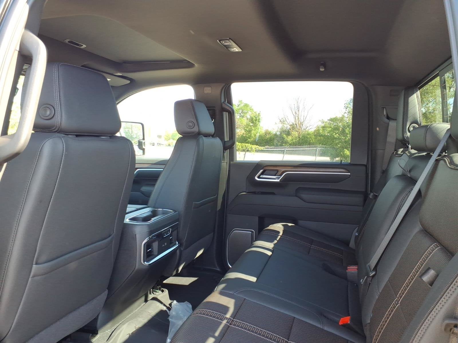 2026 Chevrolet Silverado 2500 HD High Country - Photo 9