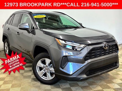 2025 Toyota RAV4 XLE