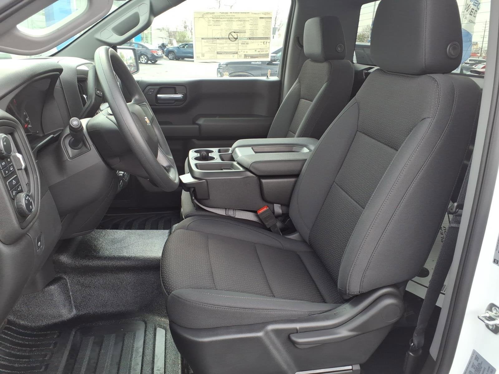 2025 Chevrolet Silverado 1500 WT
