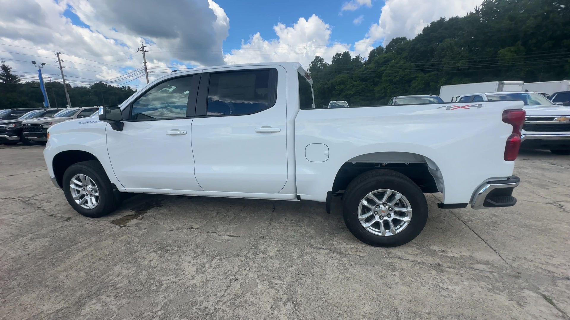 2026 Chevrolet Silverado 1500 LT (2FL)