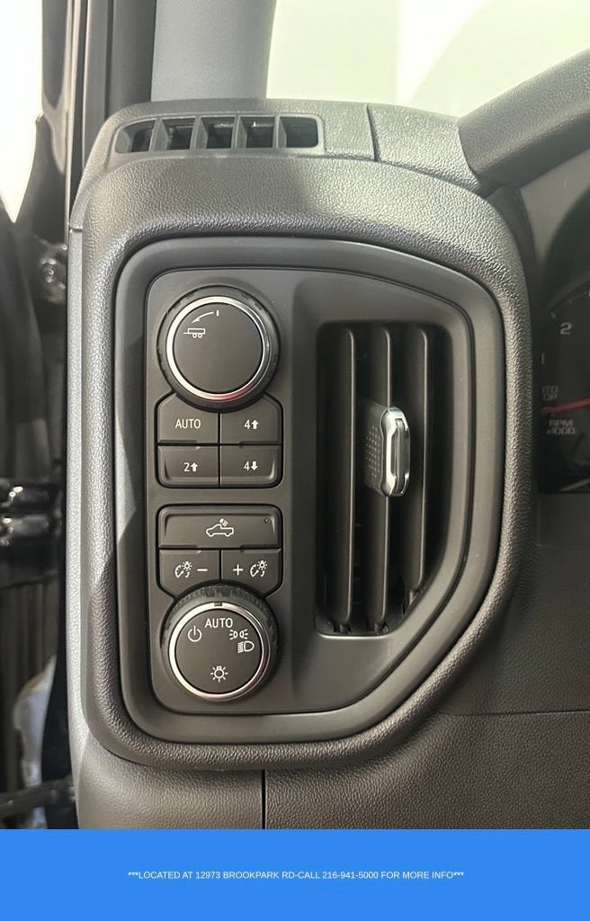 2023 Chevrolet Silverado 1500 Custom - Photo 11
