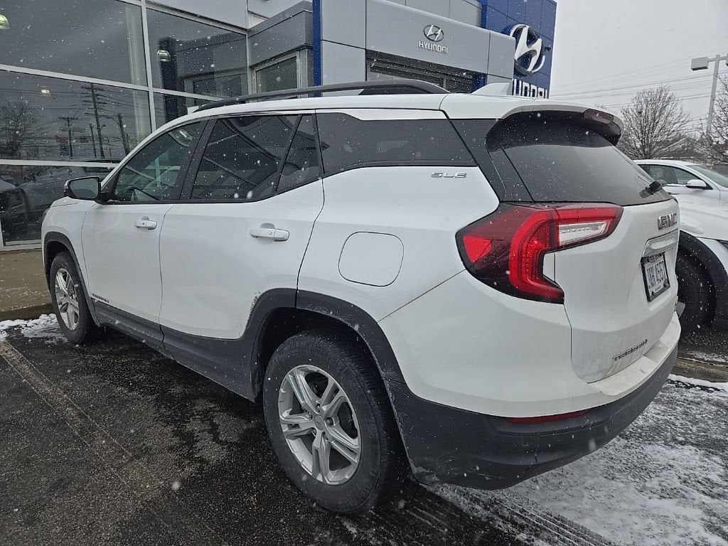 2023 GMC Terrain SLE