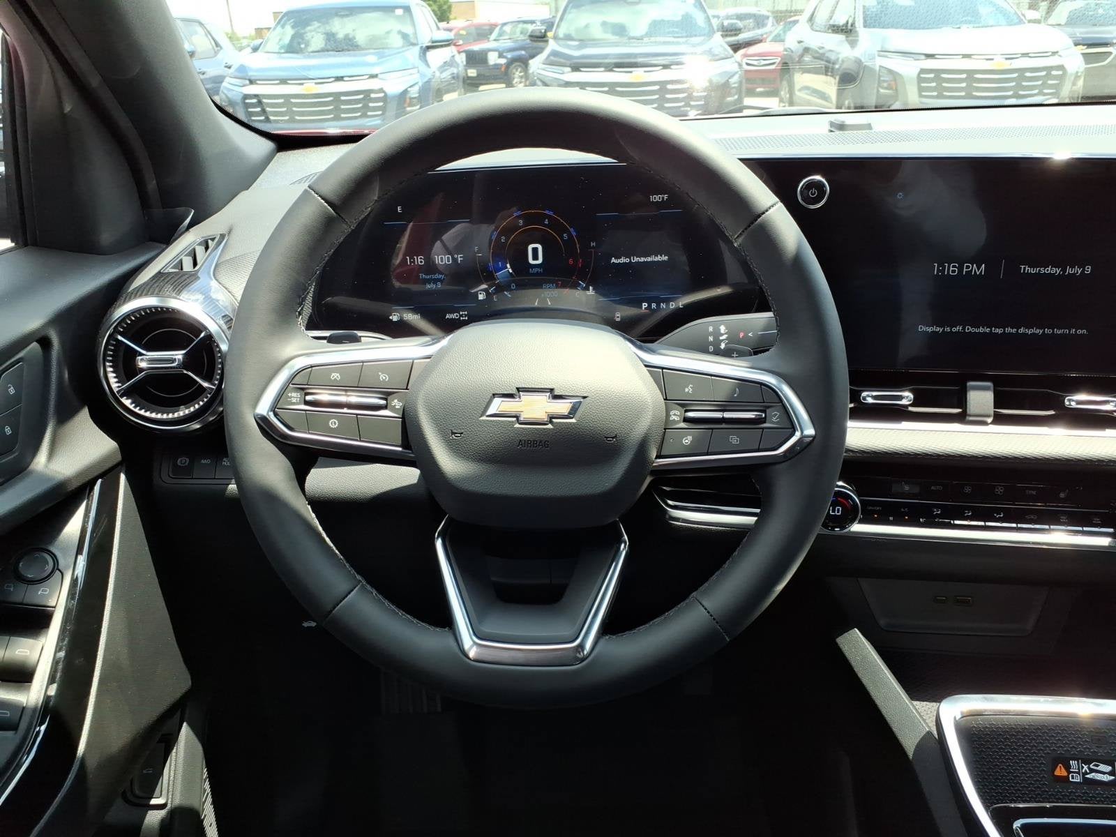 2027 Chevrolet Equinox LT - Photo 9