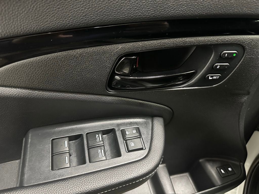 2023 Honda Passport AWD Elite