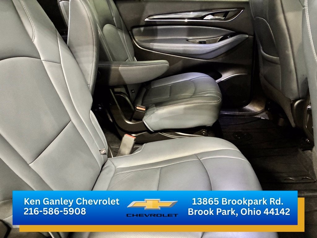 2024 Buick Enclave Essence