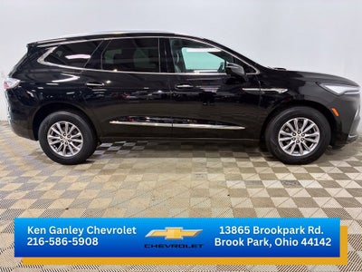 2024 Buick Enclave Essence