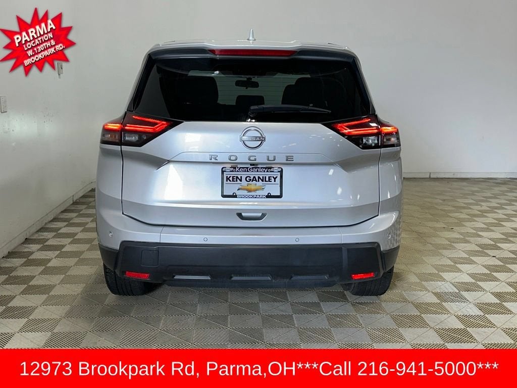2025 Nissan Rogue SV