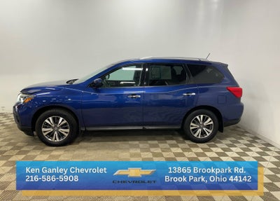 2017 Nissan Pathfinder S