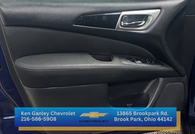 2017 Nissan Pathfinder S