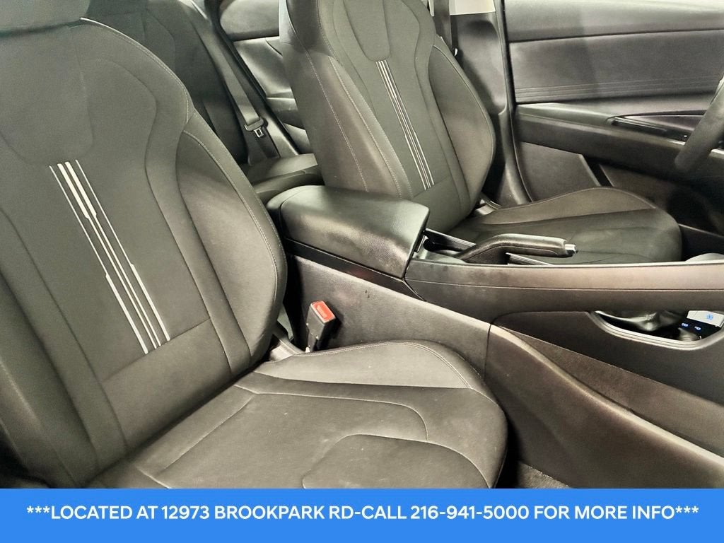 2022 Hyundai Elantra SEL