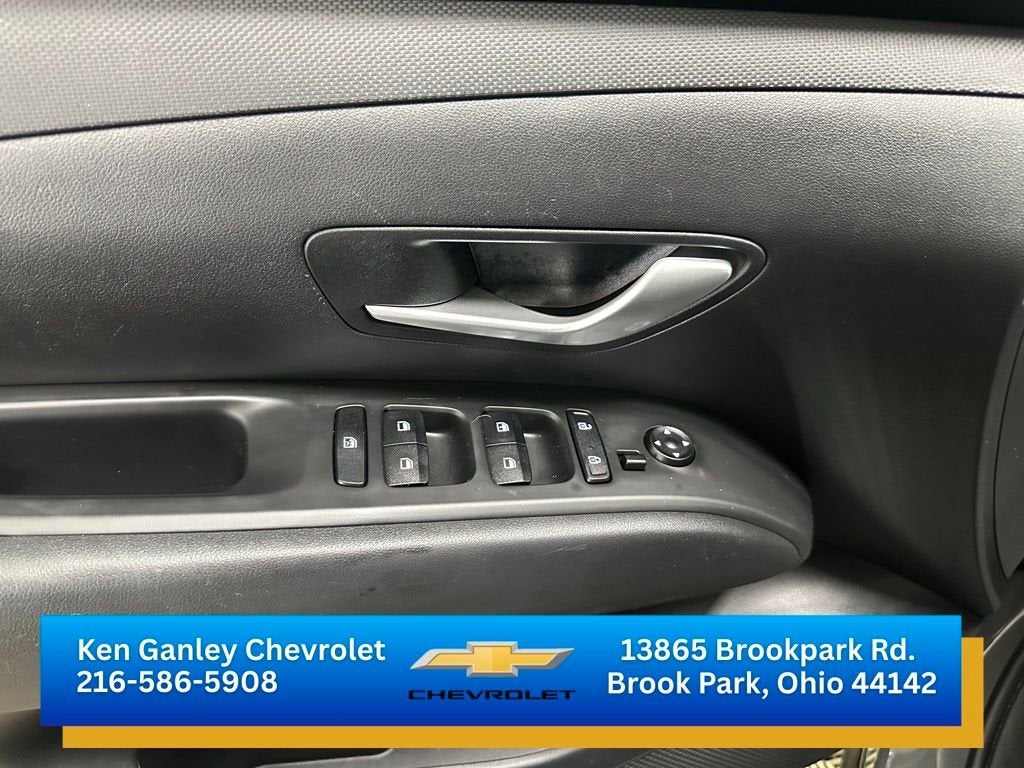 2024 Hyundai Santa Cruz SE