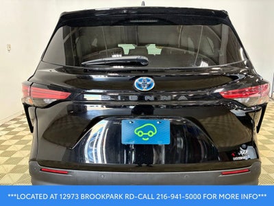 2022 Toyota Sienna XLE
