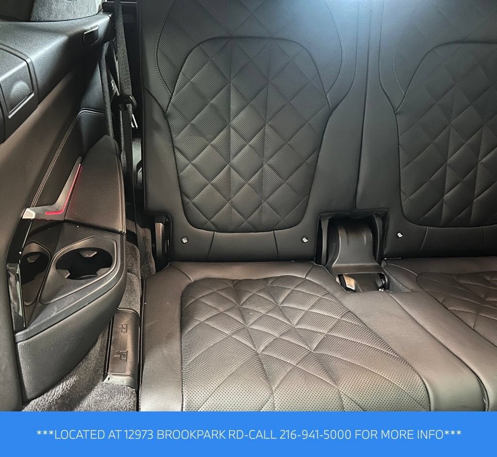 2025 BMW X7 xDrive40i
