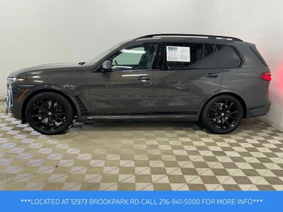 2025 BMW X7 xDrive40i