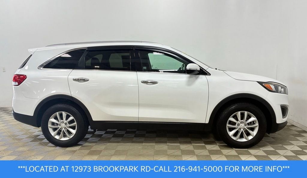 2016 Kia Sorento 2.4L LX
