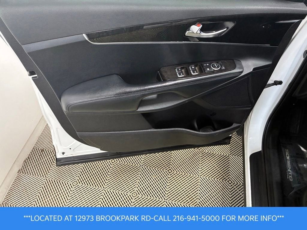 2016 Kia Sorento 2.4L LX