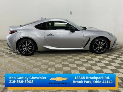 2022 Toyota GR86 ES