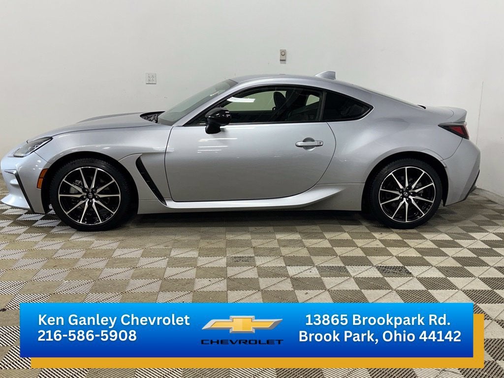 2022 Toyota GR86 ES