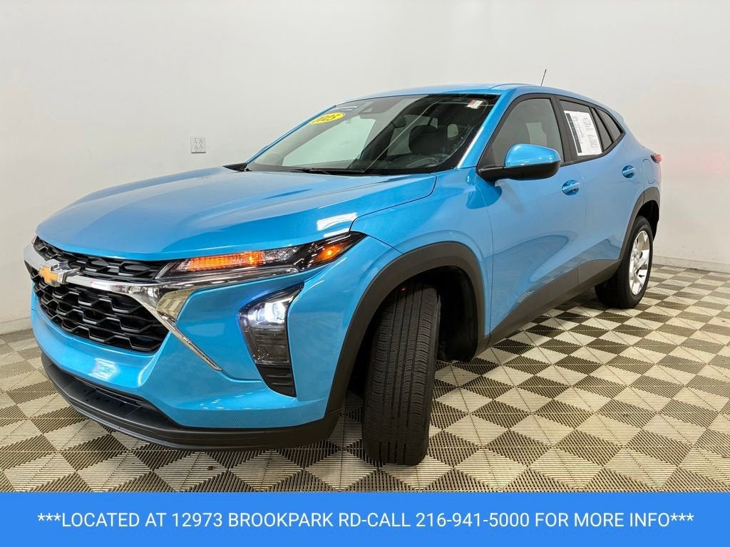 2025 Chevrolet Trax LS