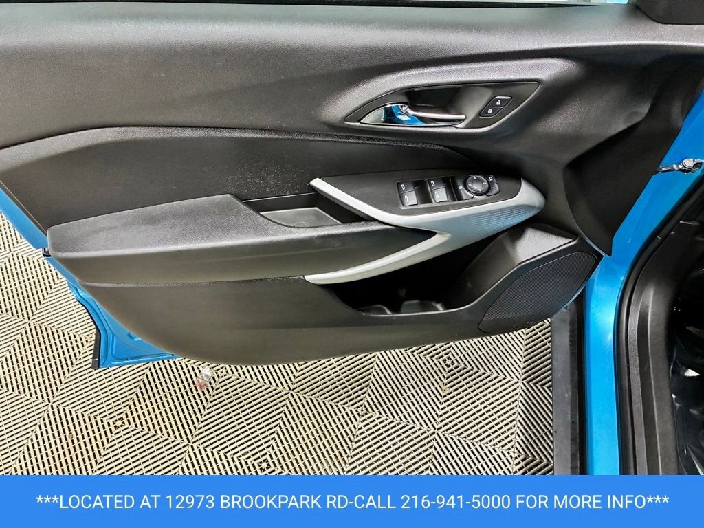 2025 Chevrolet Trax LS