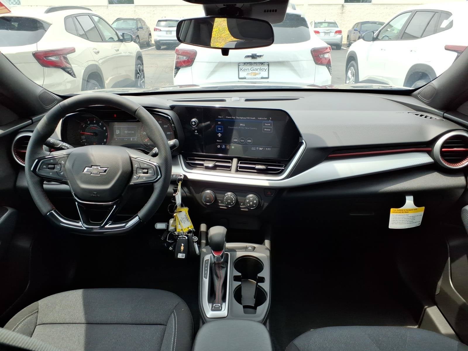 2026 Chevrolet Trax RS - Photo 8