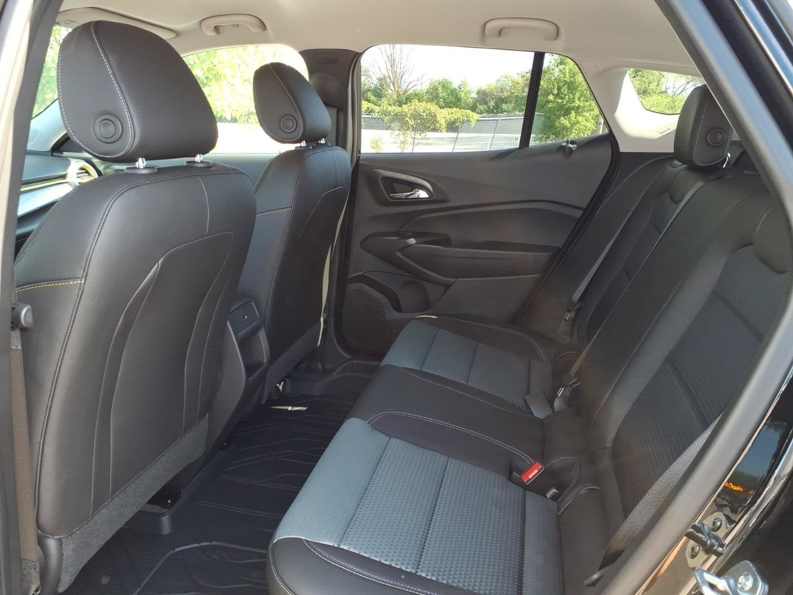 2026 Chevrolet Trax LT - Photo 9