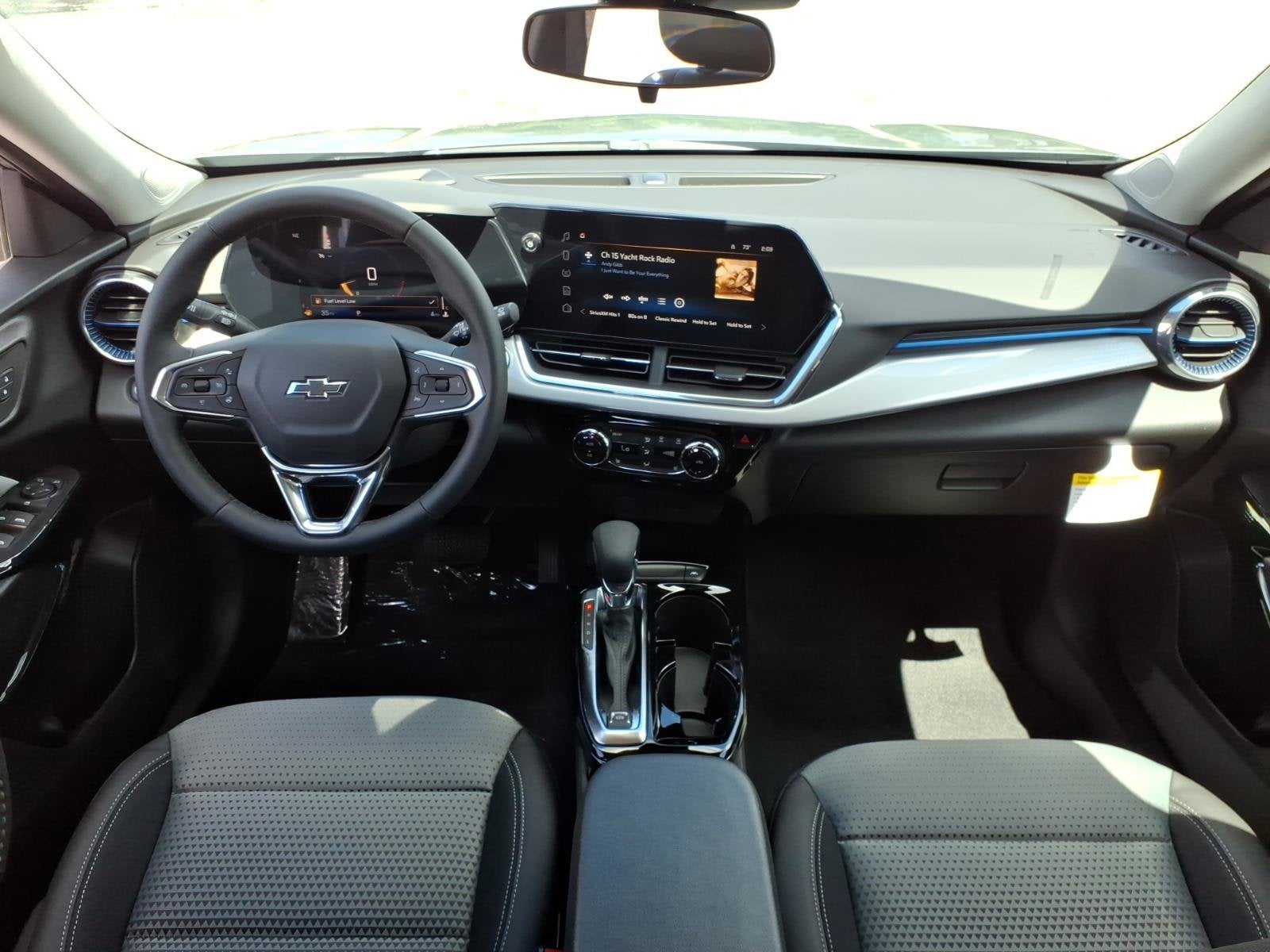 2026 Chevrolet Trax LT - Photo 7