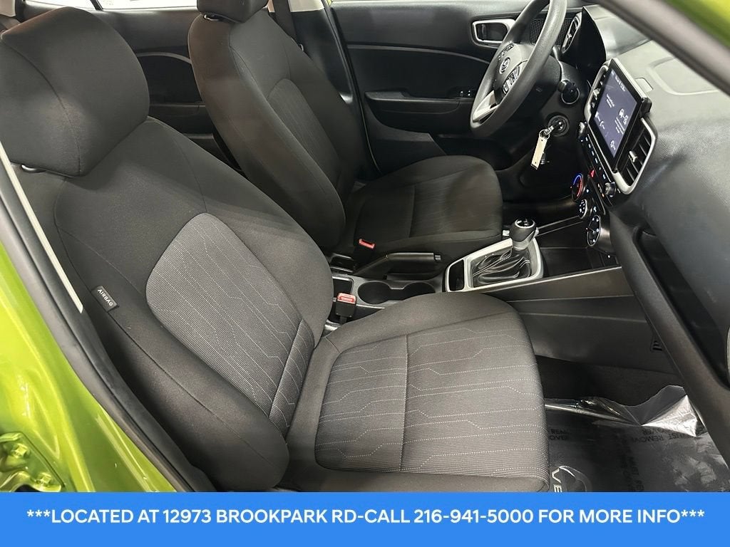 2022 Hyundai Venue SE