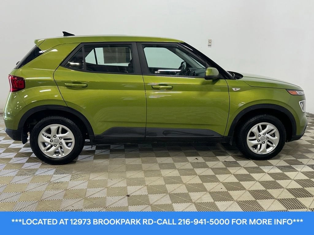 2022 Hyundai Venue SE