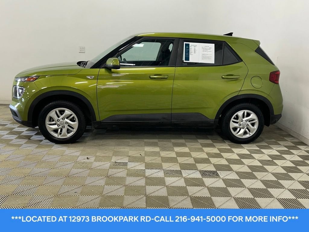 2022 Hyundai Venue SE