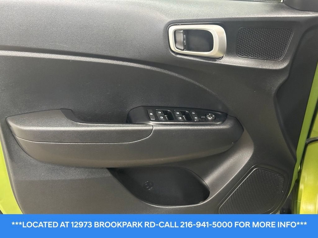 2022 Hyundai Venue SE